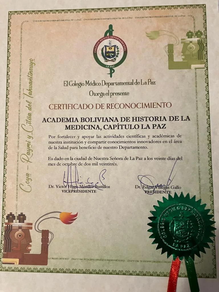 Entrega de certificado de reconocimiento al Capítulo La Paz
